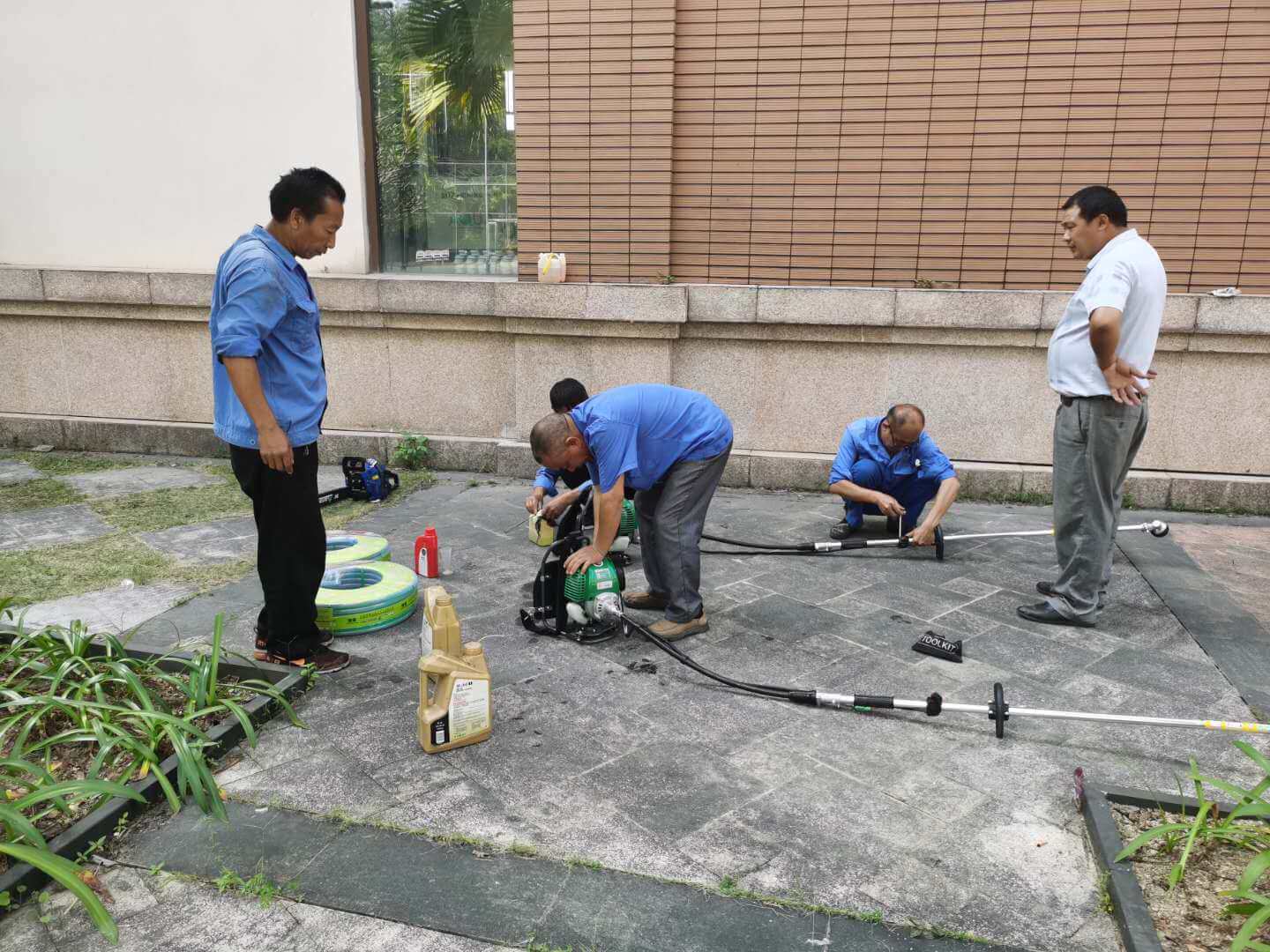 小區綠化養護機械的日常維護