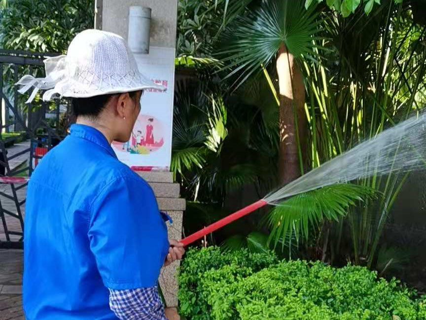 小區綠化養護修剪