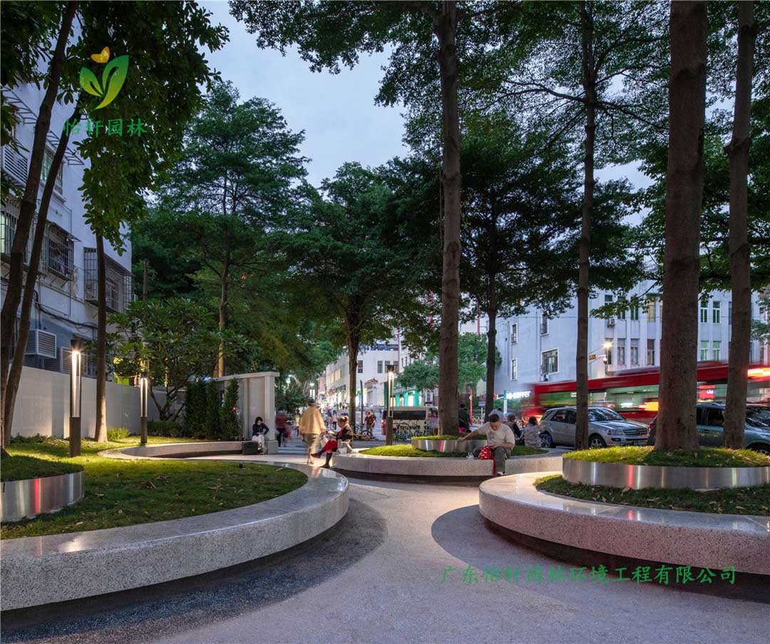 東山少爺南廣場(chǎng)社區(qū)公園綠化工程實(shí)景圖