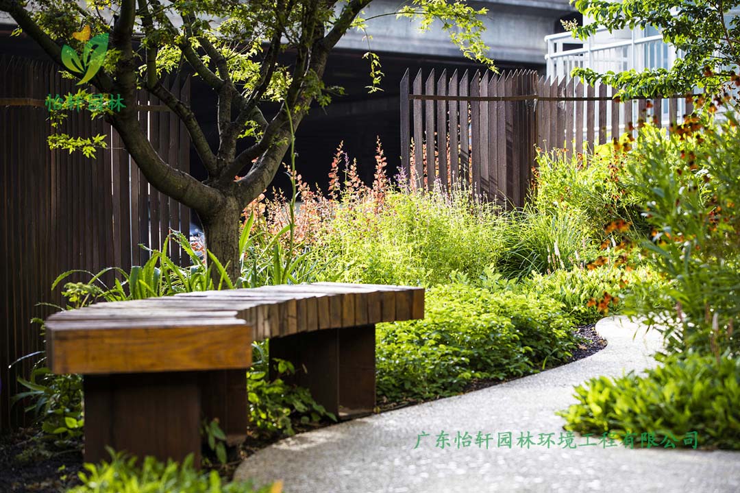 天河智慧城商業(yè)街小花園綠化工程實景圖